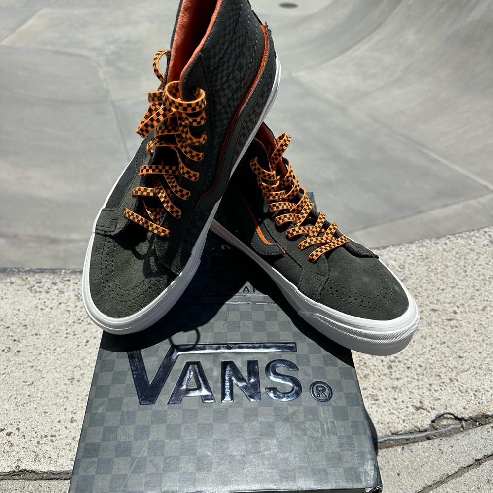 Porter limit addition, vans, collaboration, high top, vans in size 11.